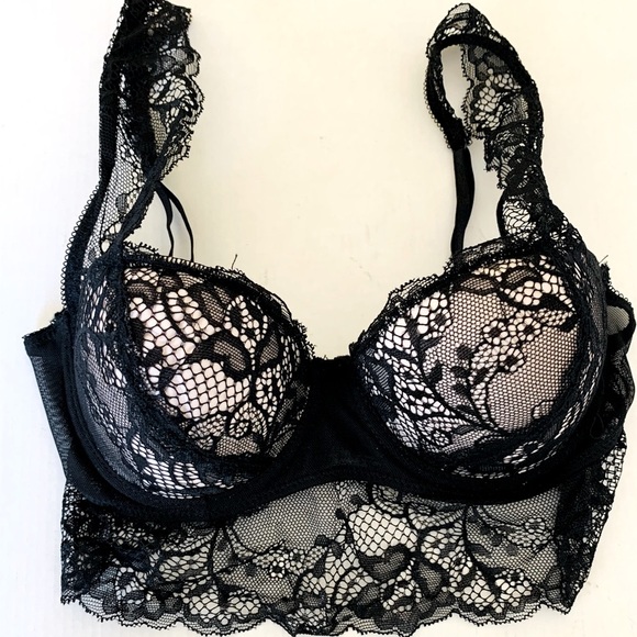 Black lace braletta style bra with white inside cups & wide lace straps size 34A - Picture 3 of 10
